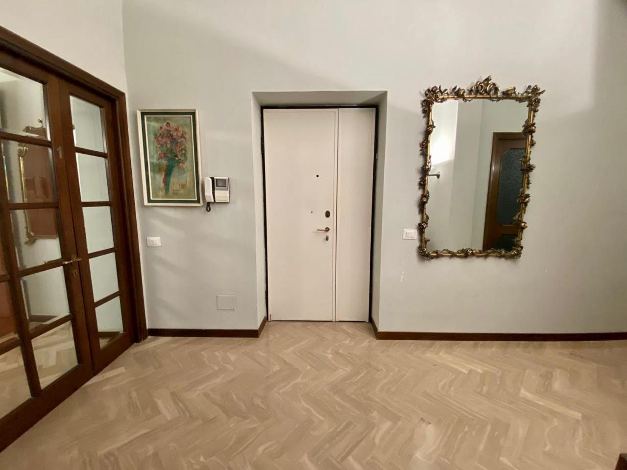 Il Balcone Sul Teatro Apartment Специя Екстериор снимка